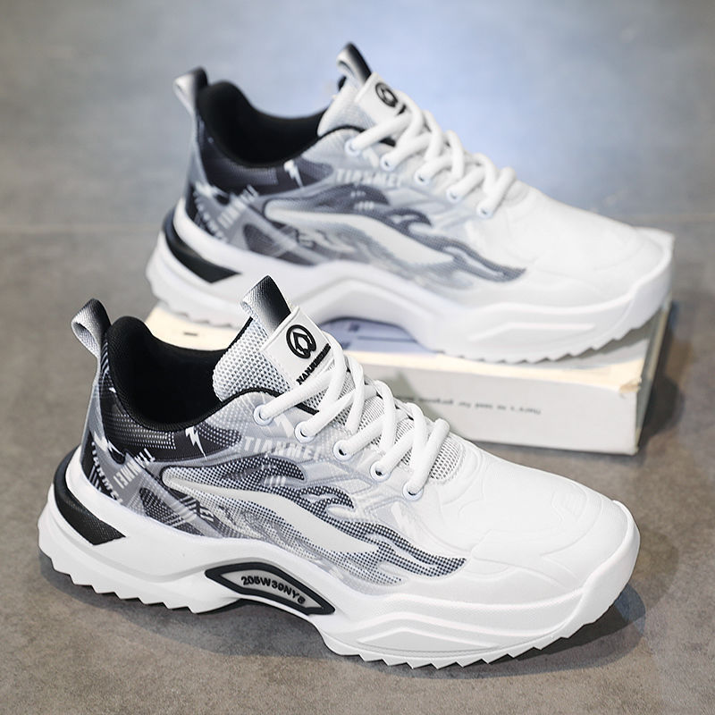 Men's Trendy Mesh Sports Sneakers – Breathable & Versatile Style